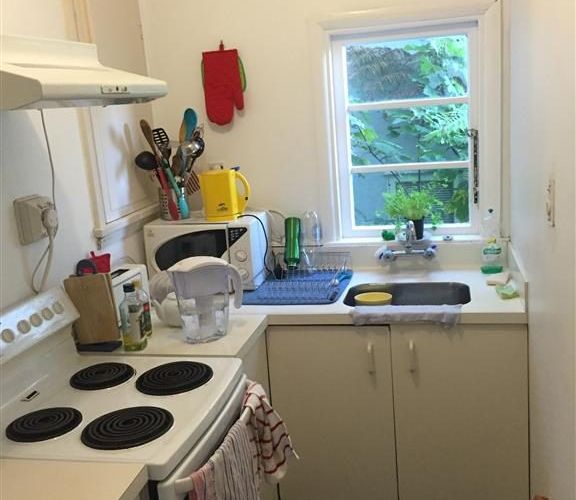  at 2/71 Garden Road, Northland, Wellington