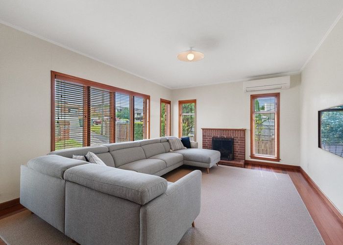  at 10 Parker Avenue, New Lynn, Waitakere City, Auckland