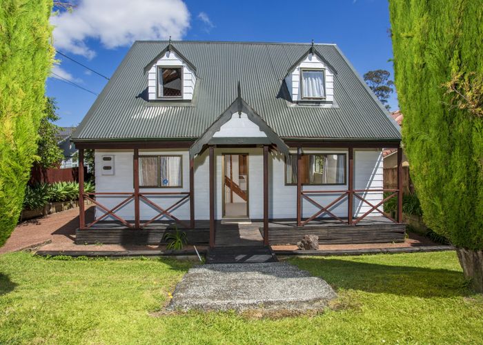  at 34 The Avenue, Albany, North Shore City, Auckland