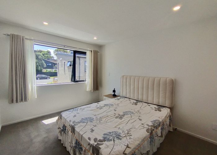  at 43B West Harbour Drive, West Harbour, Waitakere City, Auckland