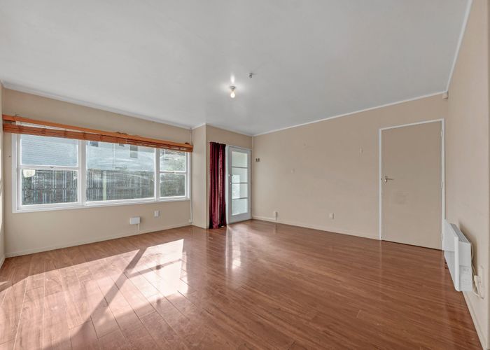  at 2/1 Snell Place, Pakuranga, Manukau City, Auckland