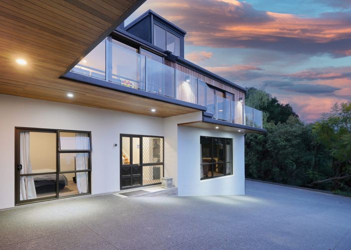  at 2 Cannon Hill Crescent, Mount Pleasant, Christchurch City, Canterbury