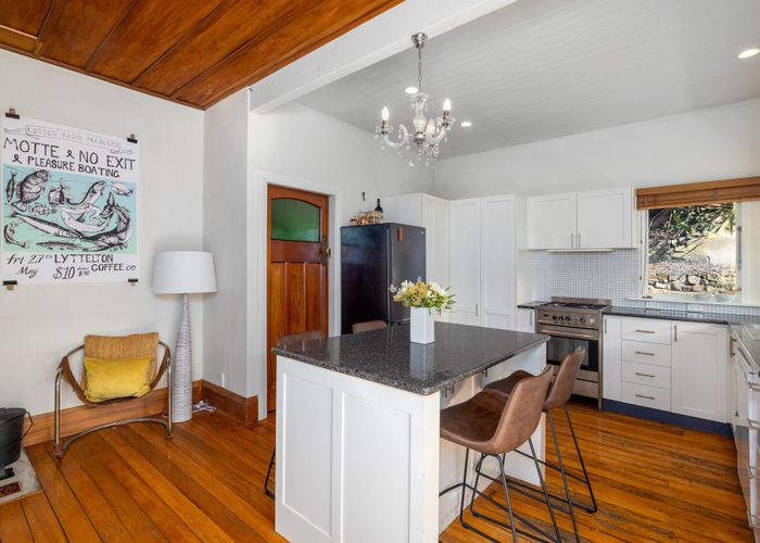  at 9 Cressy Terrace, Lyttelton, Lyttelton