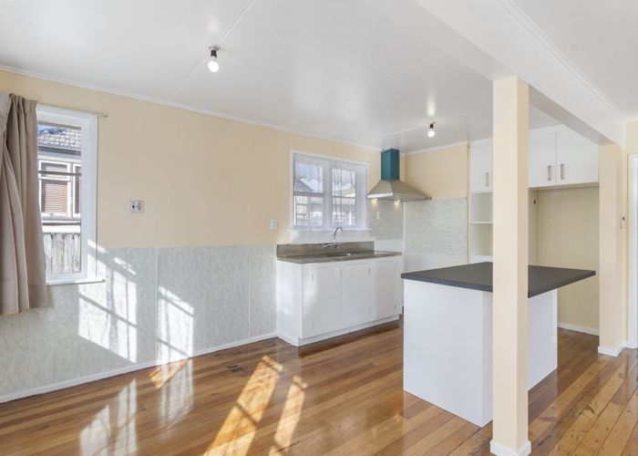  at 1175 Dominion Road, Mount Roskill, Auckland
