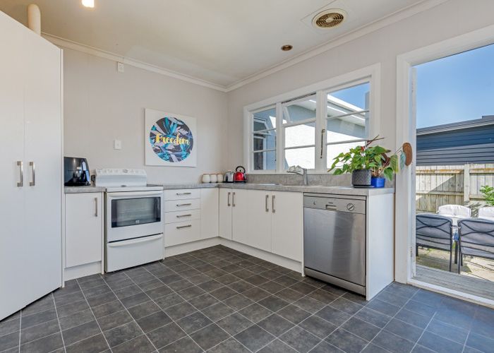  at 169 College Street, Awapuni, Palmerston North