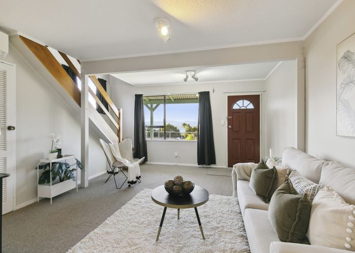  at 7B Ladbrooke Drive, Newlands, Wellington