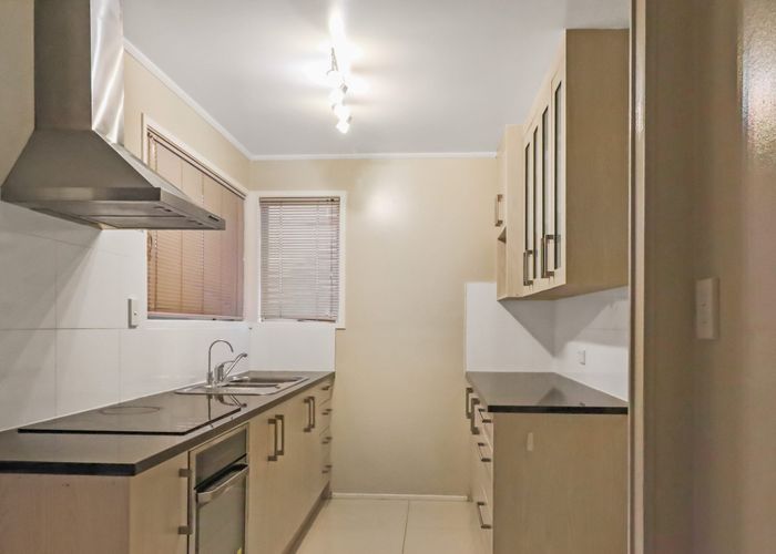  at 18 Becker Drive, Weymouth, Manukau City, Auckland