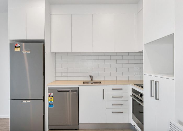  at  G05/10 Awataha Drive, Northcote, North Shore City, Auckland