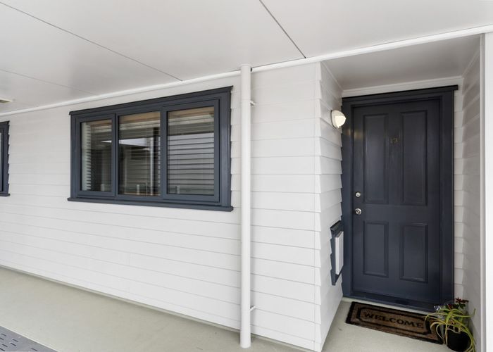  at 13/5 Cook Street, Howick, Auckland