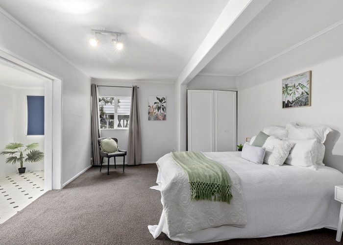  at 19A Tawa Terrace, Tawa, Wellington