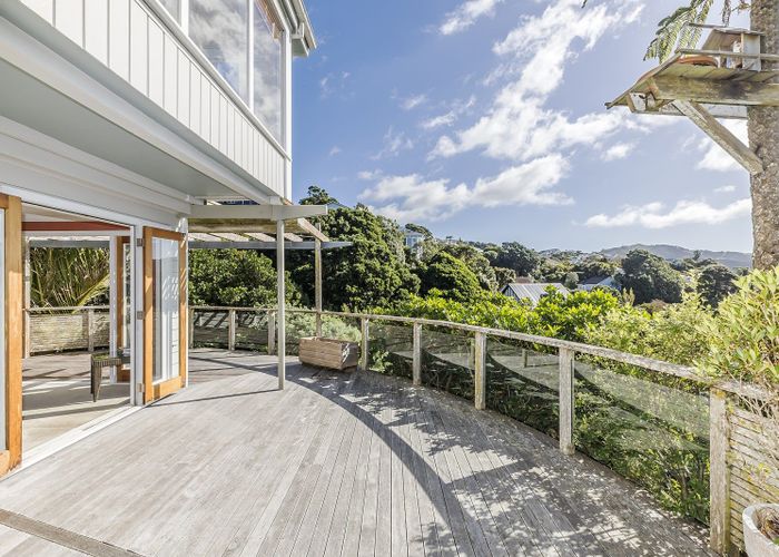  at 5 Cluny Avenue, Kelburn, Wellington