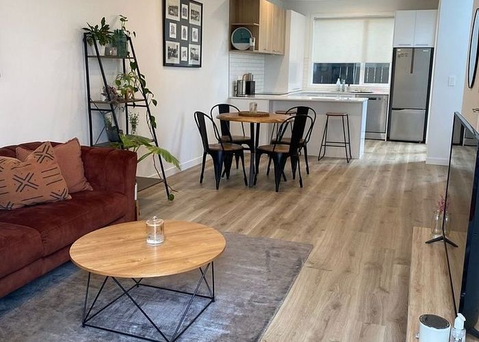  at 2/27 Dunkirk Road, Panmure, Auckland City, Auckland