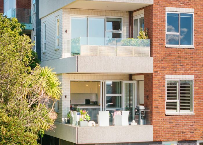  at 102/54 Surrey Crescent, Grey Lynn, Auckland