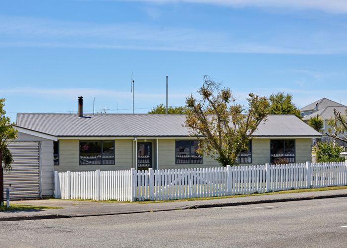  at 14 Hastings Street, Kaikoura