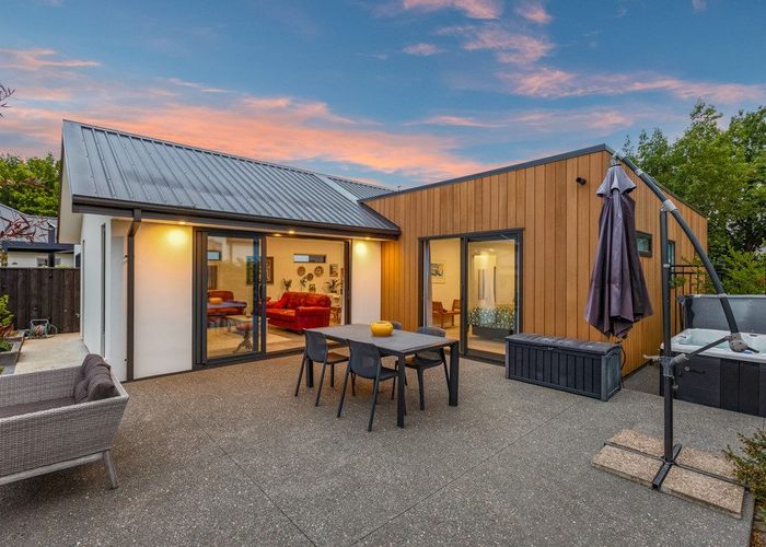  at 74 Regents Park Drive, Casebrook, Christchurch City, Canterbury