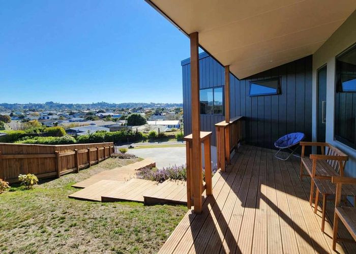  at 3 Attrill Place, Tawhero, Whanganui