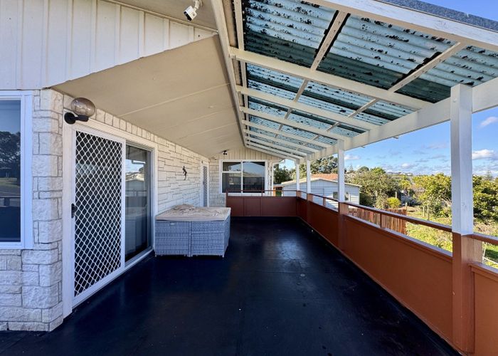  at 16 Carole Crescent, Pakuranga, Manukau City, Auckland
