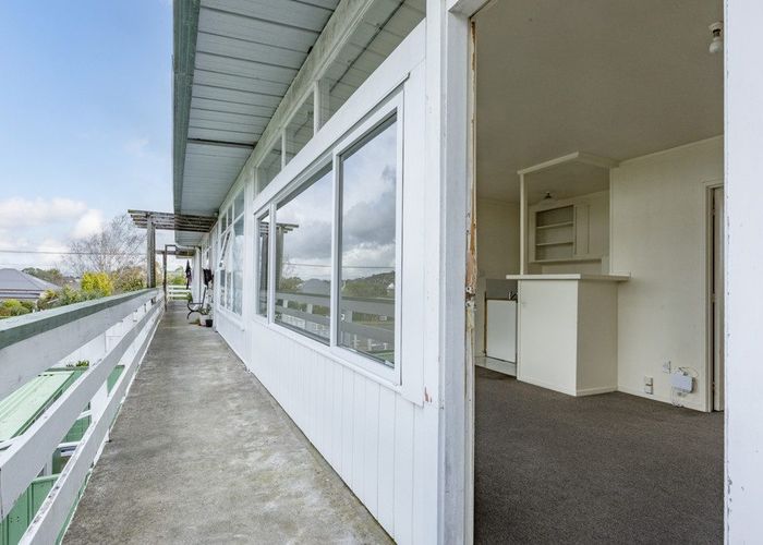  at 9/1 Eldon Road, Balmoral, Auckland