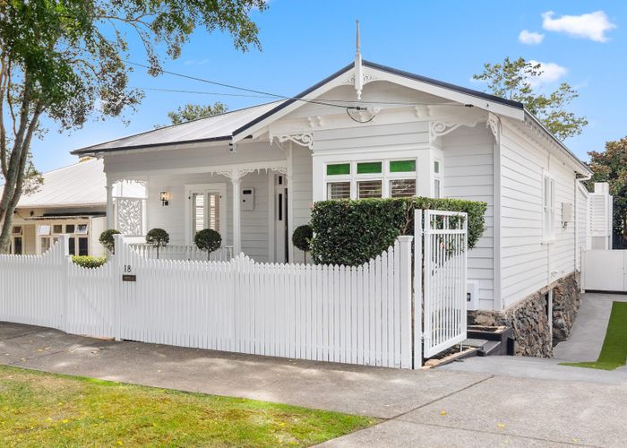  at 18 Pine Street, Mount Eden, Auckland