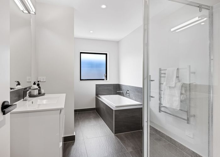  at 10 Alfred Peter Crescent, Warkworth, Warkworth
