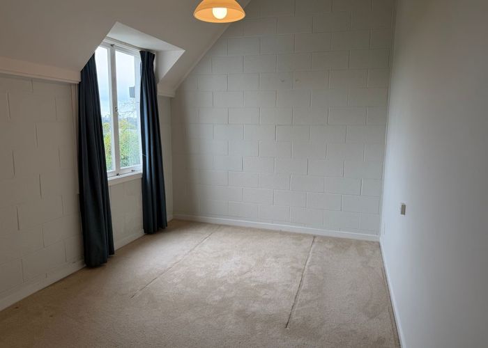  at 8/26 Seaview Terrace, Point Chevalier, Auckland City, Auckland