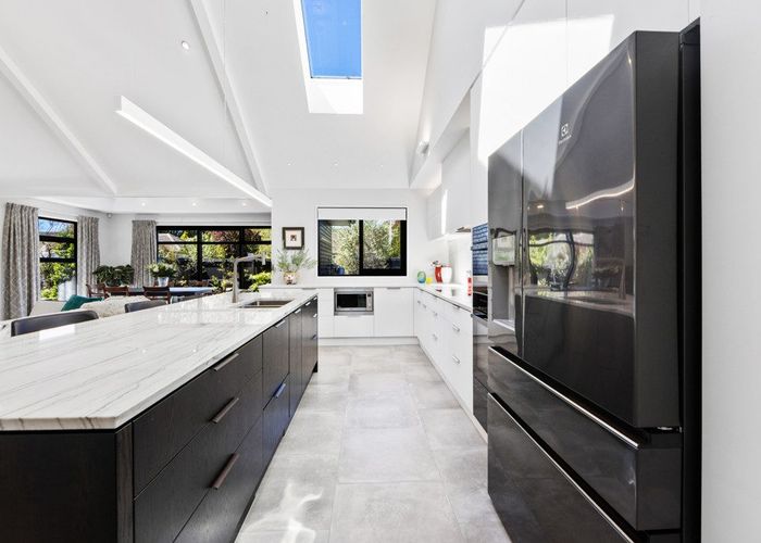  at 17 Lees Road, Strowan, Christchurch City, Canterbury