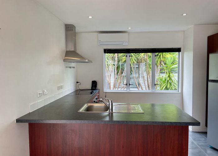  at 852/12 Mt Eden Road, Three Kings, Auckland City, Auckland