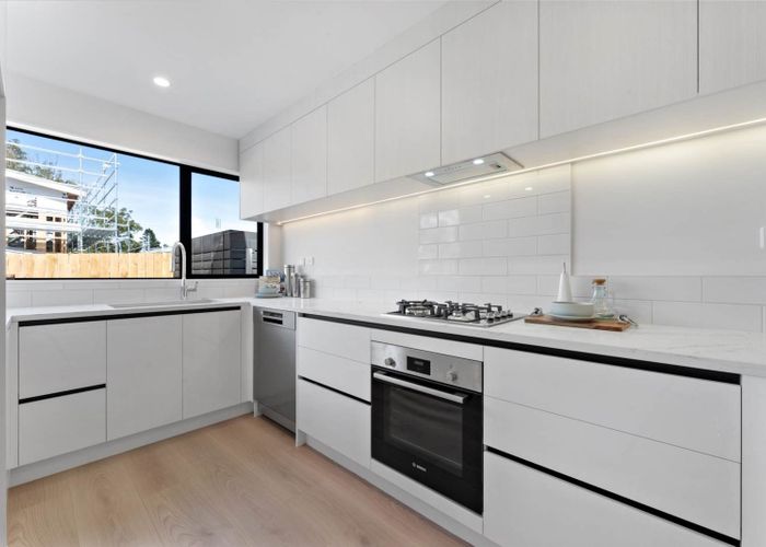  at 21D Crosby Road, West Harbour, Waitakere City, Auckland