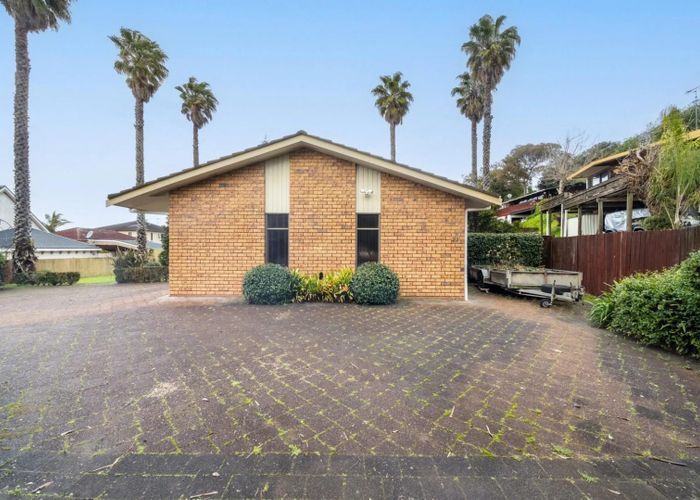  at 22 Rogers Avenue, Eastern Beach, Manukau City, Auckland
