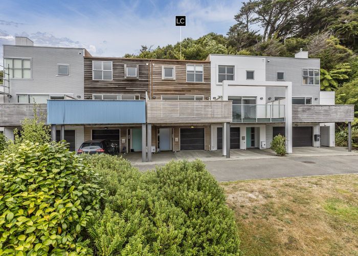  at 17 Saddleback Grove, Karori, Wellington