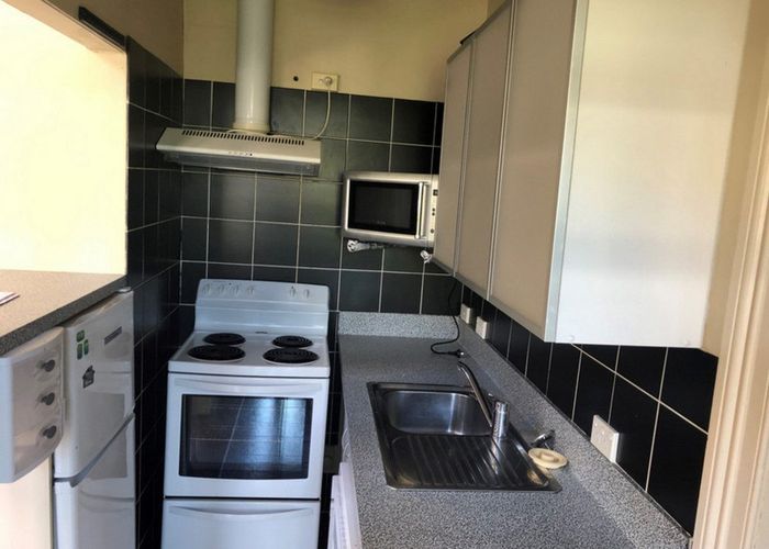  at 2/2 Brent Street, Maori Hill, Dunedin, Otago