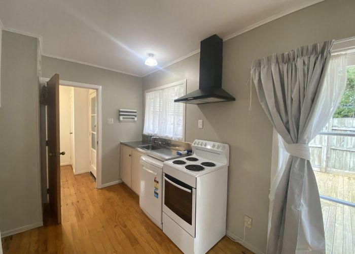  at 43 Blease St, New Lynn, Waitakere City, Auckland