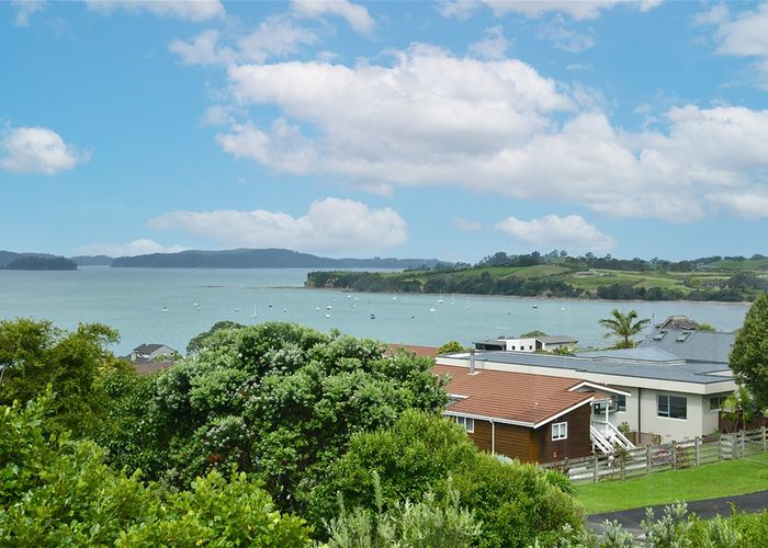  at 3 Mariners Grove, Algies Bay, Warkworth
