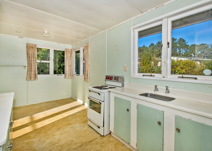  at 19 Hilltop Avenue, Morningside, Whangarei