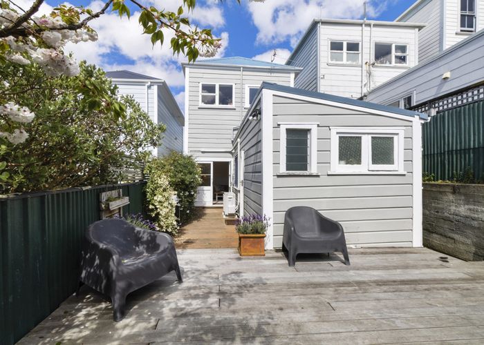  at 34 Drummond Street, Mount Cook, Wellington