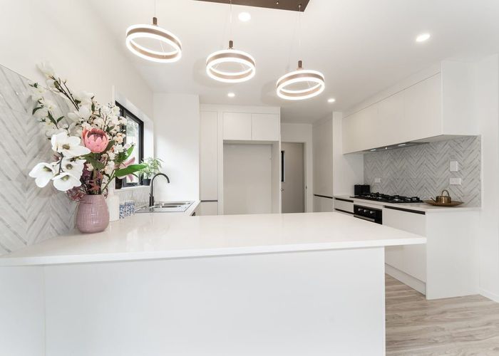  at 84D Whitney Street, New Windsor, Auckland City, Auckland