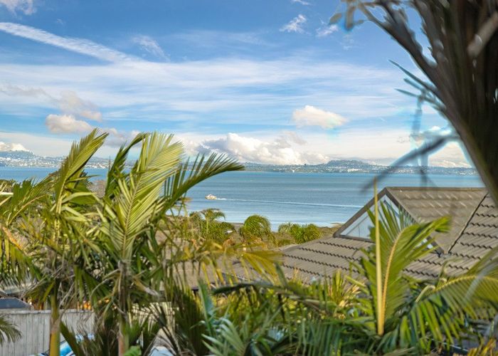  at 8 Limeburners Close, Hobsonville, Waitakere City, Auckland