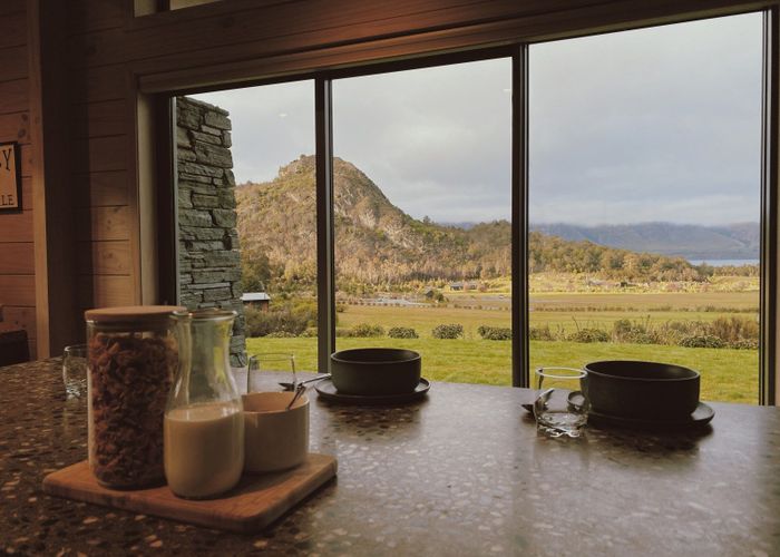  at 17 Lookout Drive, Mount Creighton, Queenstown-Lakes, Otago