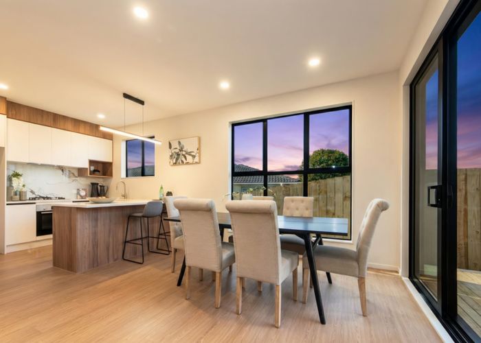  at 7A Hewlett Road, Massey, Waitakere City, Auckland