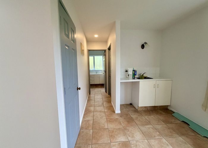  at 2/30 Princes Street, Northcote Point, North Shore City, Auckland