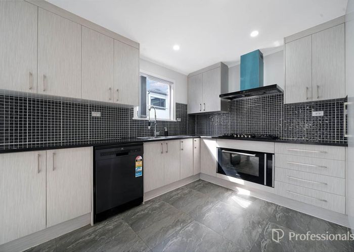  at 17 Kohinoor Avenue, Mangere, Manukau City, Auckland