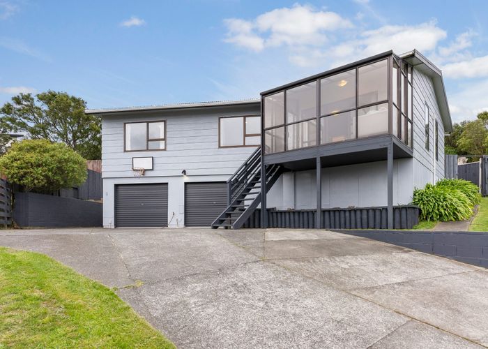 at 11 Sunhaven Drive, Newlands, Wellington, Wellington