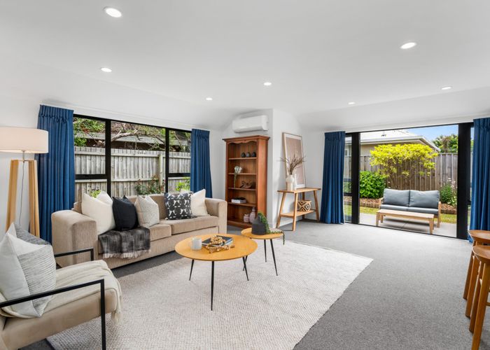  at 8A Bowenvale Avenue, Cashmere, Christchurch