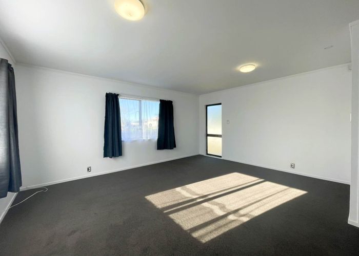  at 58 Maplesden Drive, Clendon Park, Manukau City, Auckland