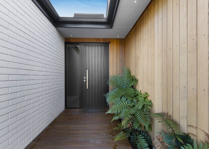  at 2 Aubrey Lane, CRACROFT, CHRISTCHURCH