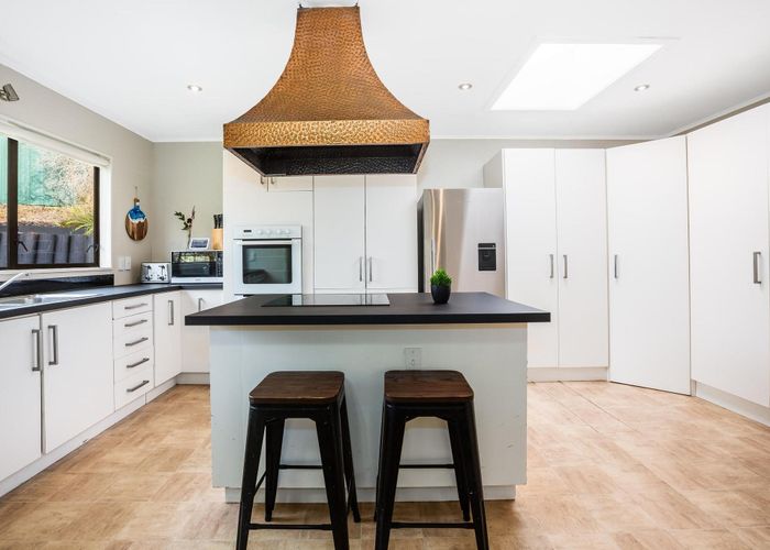 at 22 Solander Place, Whitby, Porirua