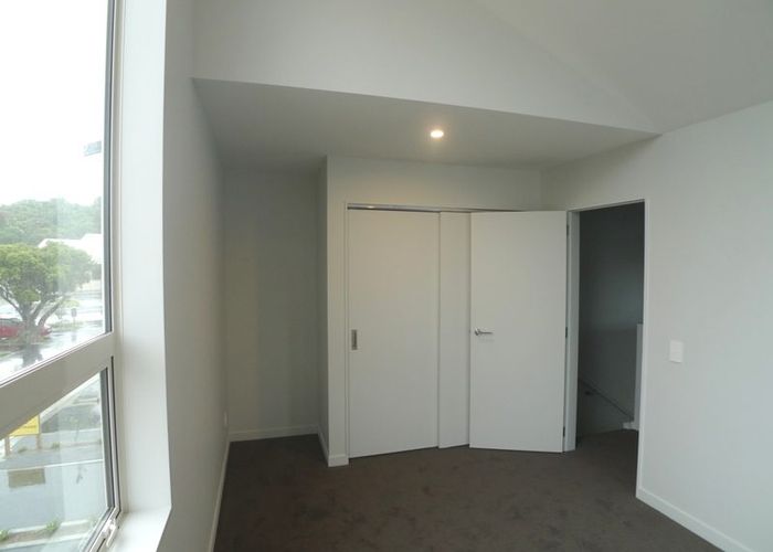  at 10/2 Stone St, Miramar, Wellington, Wellington
