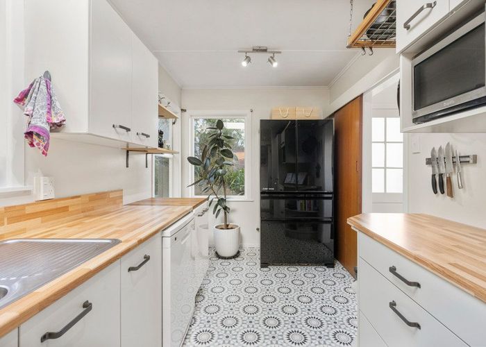  at 10 Liddel Grove, Island Bay, Wellington, Wellington