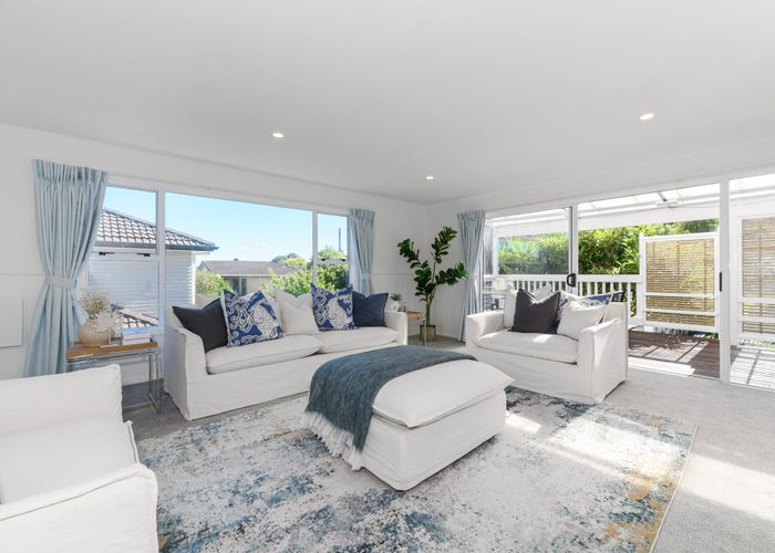  at 290A Whitney Street, Blockhouse Bay, Auckland