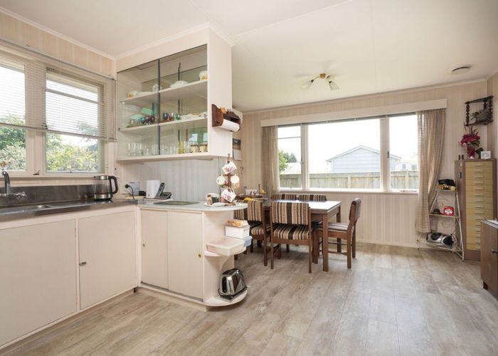  at 82 Gordon Street, Dannevirke
